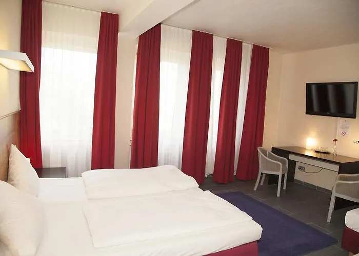 Beste Köln Hotels Angebote zum Entdecken